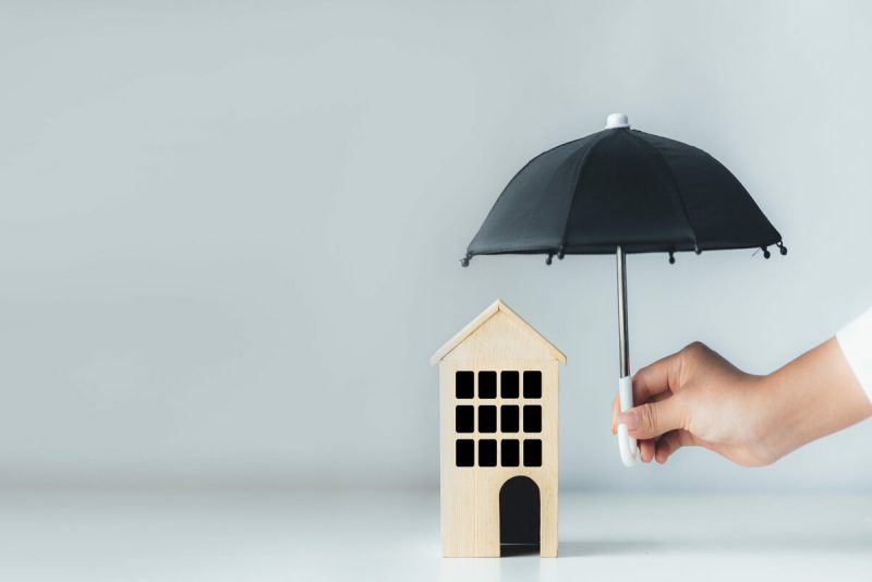 How Much Umbrella Insurance Do You Need And What Does It Cover